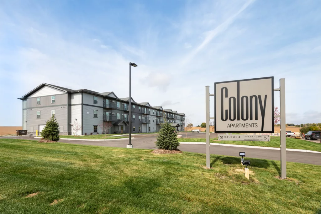 The Colony Apartments Pelican Rapids Mn Featured